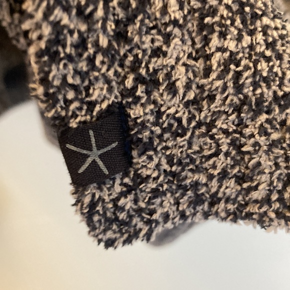 Barefoot Dreams Cozy Chic poncho - Picture 3 of 4